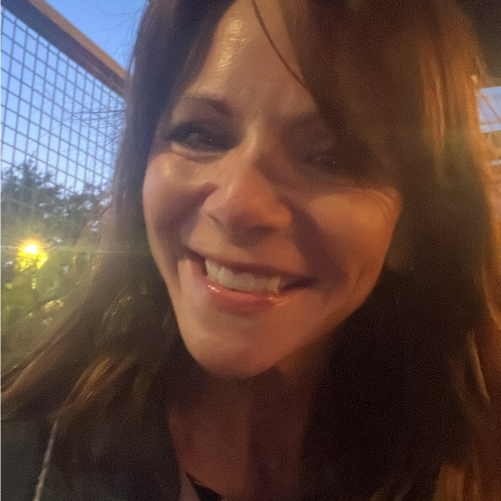 Meet your Posher, Robyn